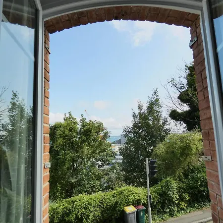 Apartment Cosy & Paisible, Belle Vue Sur La Rade Camfrout